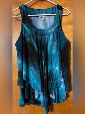 dressbarn Teal and Black Sleeveless Layered Top